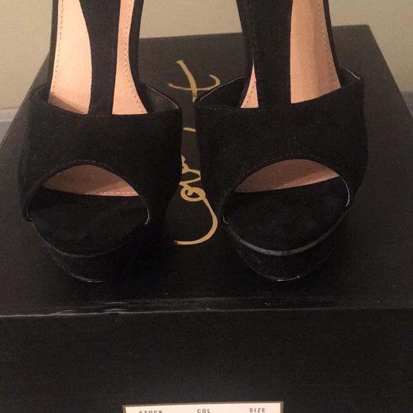 Colin Stuart Heels. - Picture 4 of 8